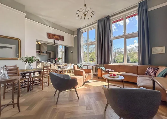 Grote Weeshuis * Enkhuizen