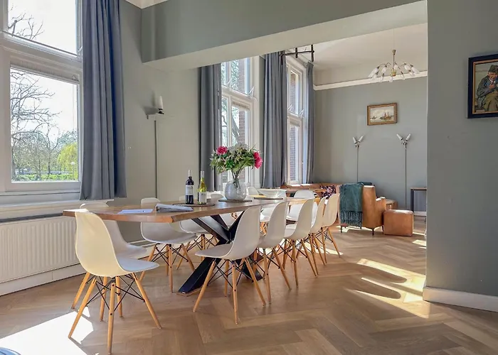 Grote Weeshuis Vakantiehuis